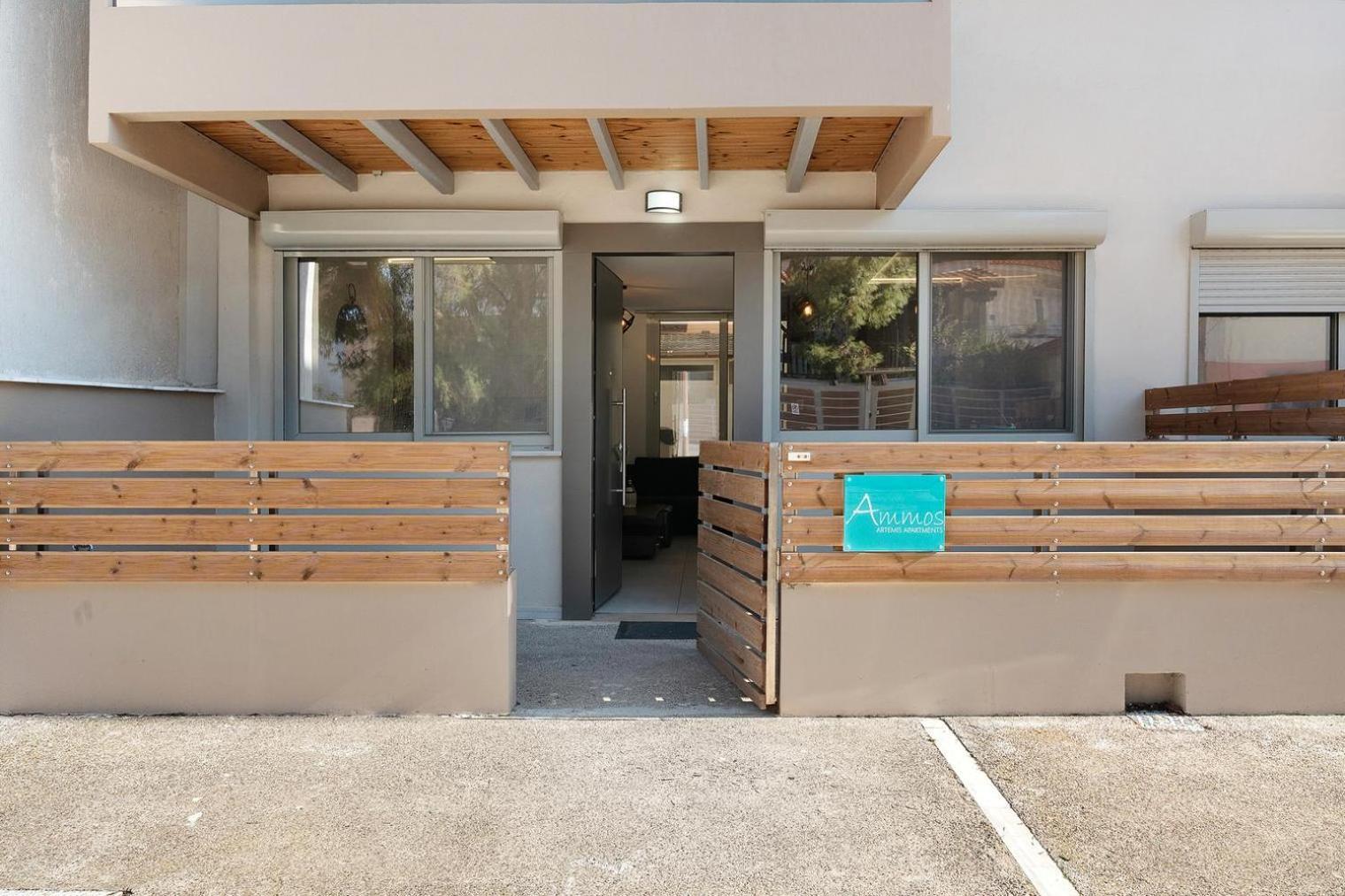 Ammos Artemis Apartments エクステリア 写真